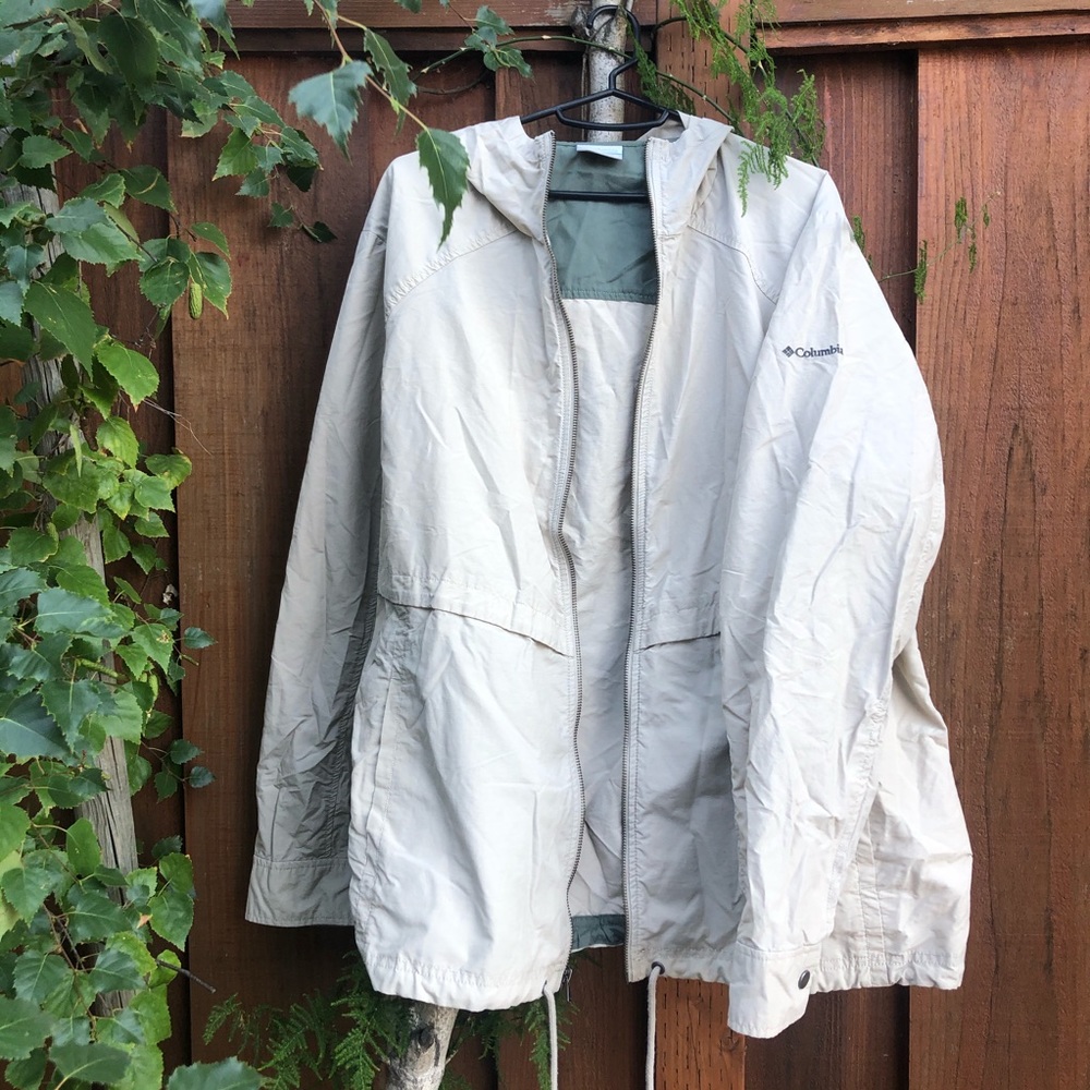 Columbia lightweight jacket